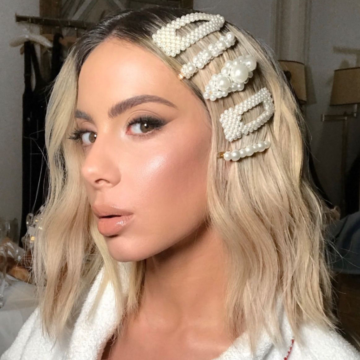 European and American Ins Internet Celebrity Retro Elegant Pearl Hair Clip Cross-Border Simple Bangs Side Clip Girl Bb Clip Wholesale Card