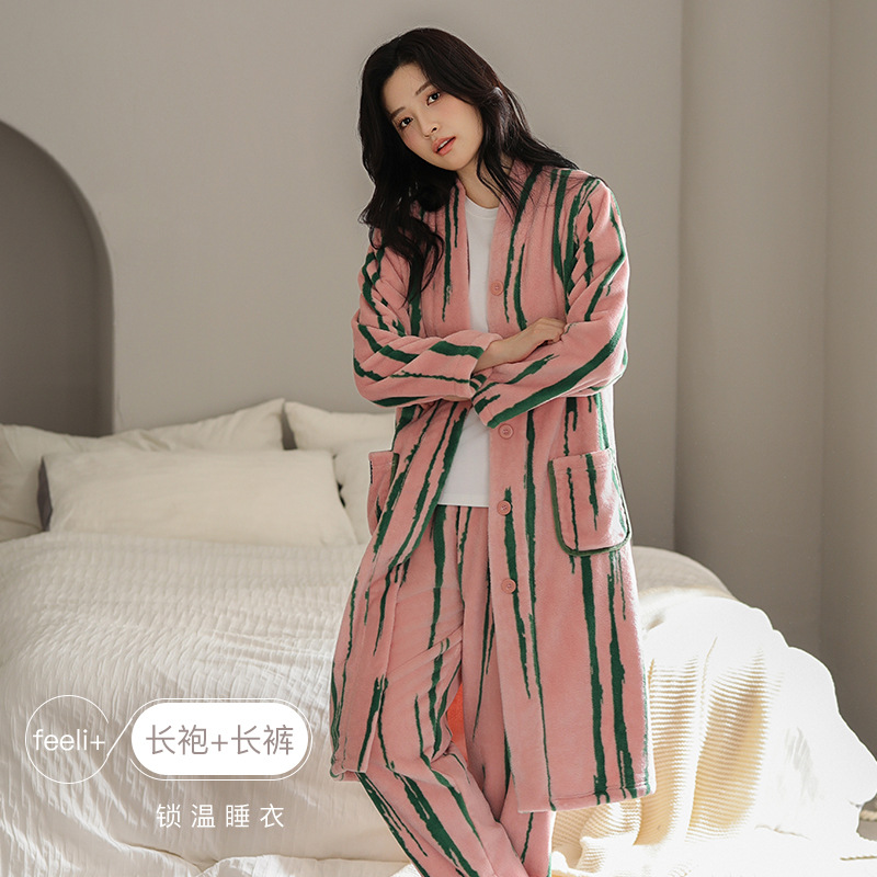 睡衣女秋冬款珊瑚绒中长款睡袍加厚加绒冬季浴袍法兰绒家居服套装