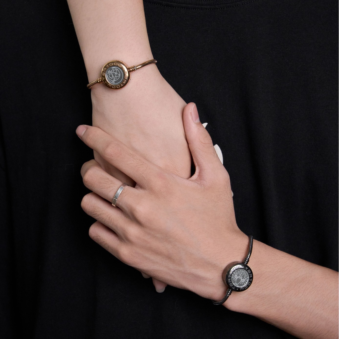 Pulsera Bluetooth de pareja desmontable pulsera de vibración táctil de larga distancia nicho regalo de amor a distancia