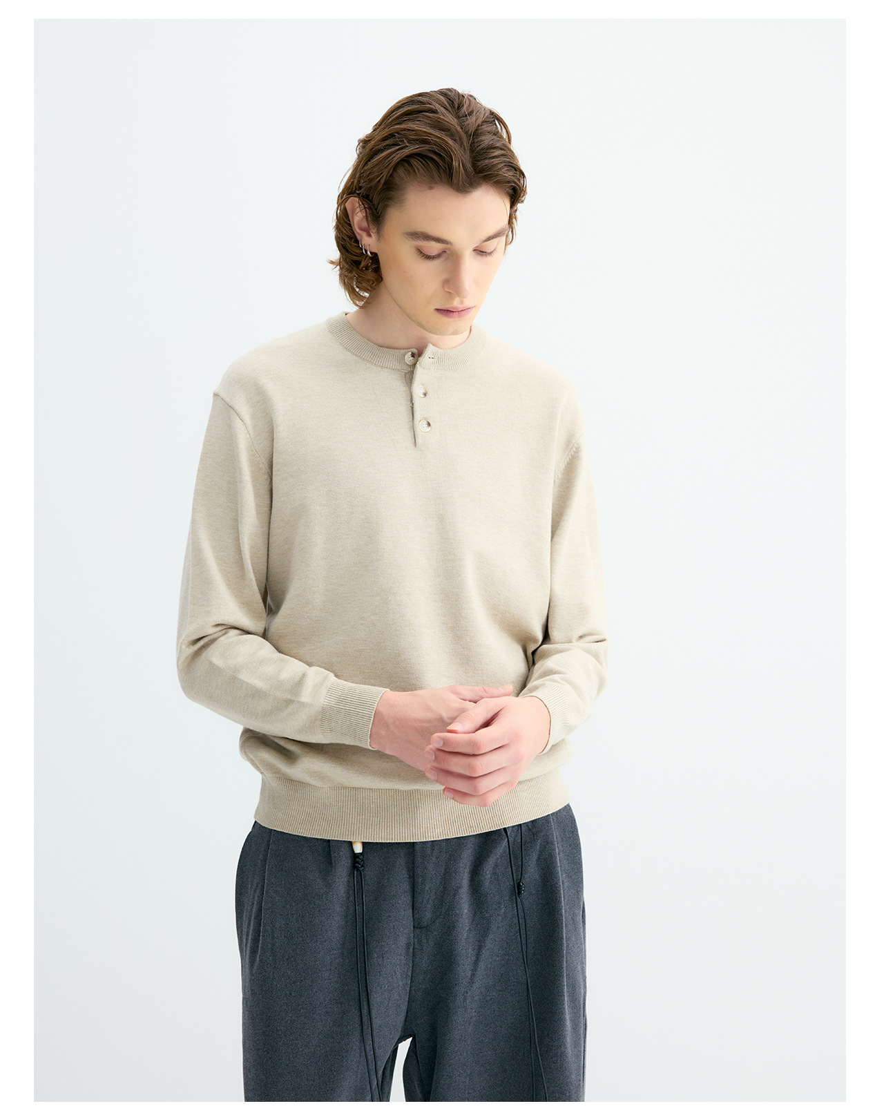 UNF 250g Henley Knit Sweater