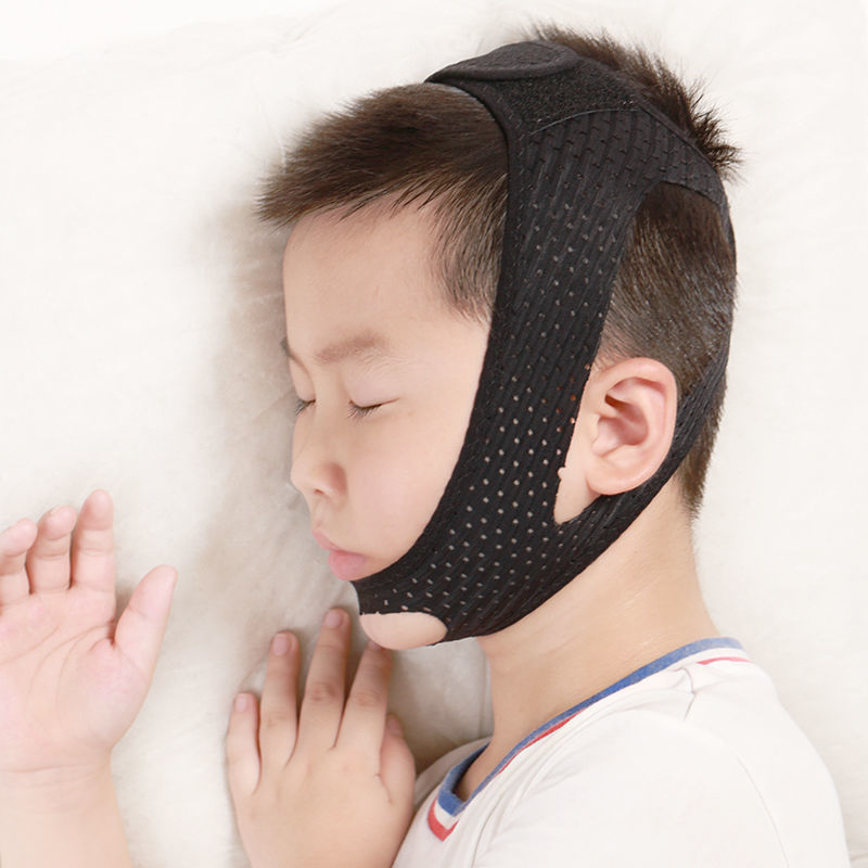 日本の口を開けて呼吸して矯正します。|undefined