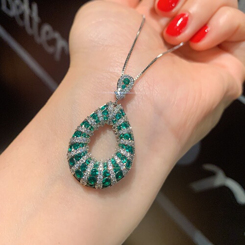 Vivian Jewels Women's Earrings Rhinestones Version European and American Stud Earrings with Fake Emerald Pendant Earring Set