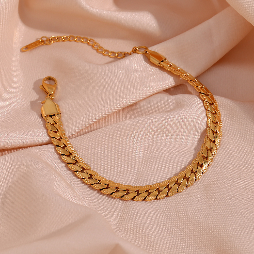 10g Weight 0.03µm-0.05µm Gold Plating Thickness PVD Coated Gold Plating Process Real Gold Plated Plating Material 304 Stainless Steel Pendant Material Necklace Classification 304 Stainless Steel Chain Material 18K Gold Plating Color 1 Piece Quantity Daily Occasion 304 Stainless Steel Material Geometric Pattern Women'S Gender Fashion Style Waterproof Non Tarnish, Plating Craft PVD Coated Real Gold Plated 18K Gold Geometric 304 Stainless Steel Fashion Waterproof Non Tarnish 304 Stainless Steel Necklace 6