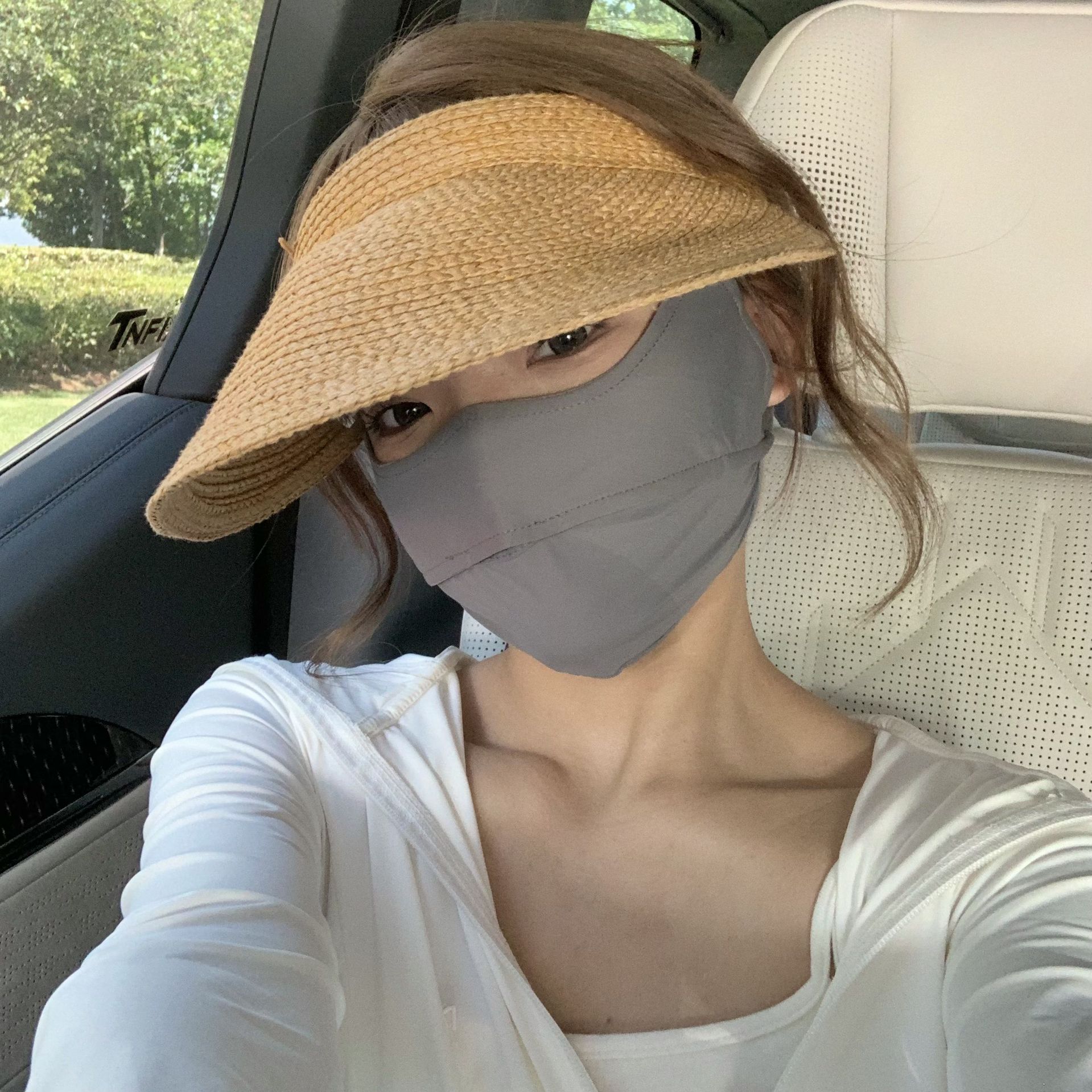 Máscara de protección solar de nailon completo, nueva máscara de color sólido de verano, cara de seda de hielo de alto valor, máscara de viento de conducción de estilo Gini