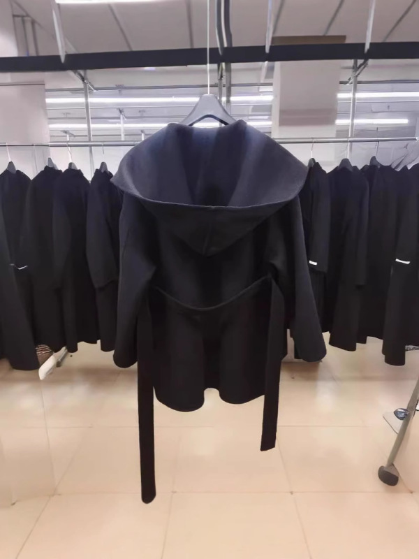 現物大連nss秋冬現物の中の長いタイプの婦人服は帽子のゆったりしている版の両面のカシミヤのコートのウールの外にあります。|undefined