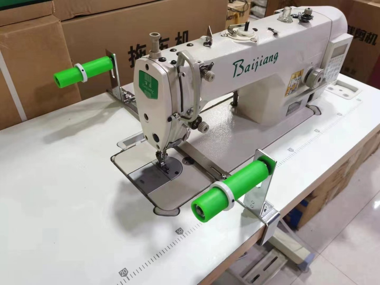 平车电脑车前后橡筋架双轮啤呤架儿童裤头拉裤腰用撑开支撑架装置