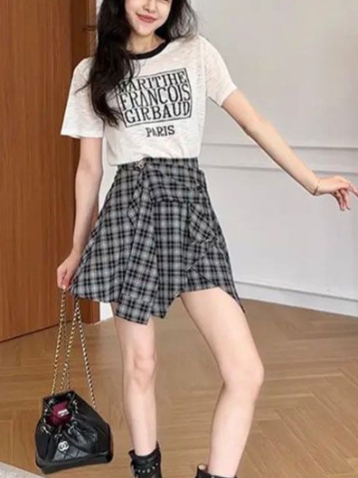 クールでスタイリッシュな女性用韓国ファッション年齢軽減半袖Tシャツフェイクツーピーススカートパンツ2点セット|undefined