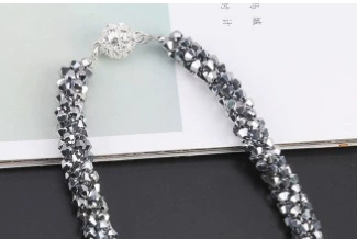Хрустальная bracelet, милая модная чёрная бусиновая браслета для учащихся начальной школы, женский стиль, японский и корейский, корейский стиль, подарок на день рождения