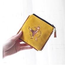 源头工厂定制新款创意简约零钱包耳机包硬币包韩版拉链卡通文艺