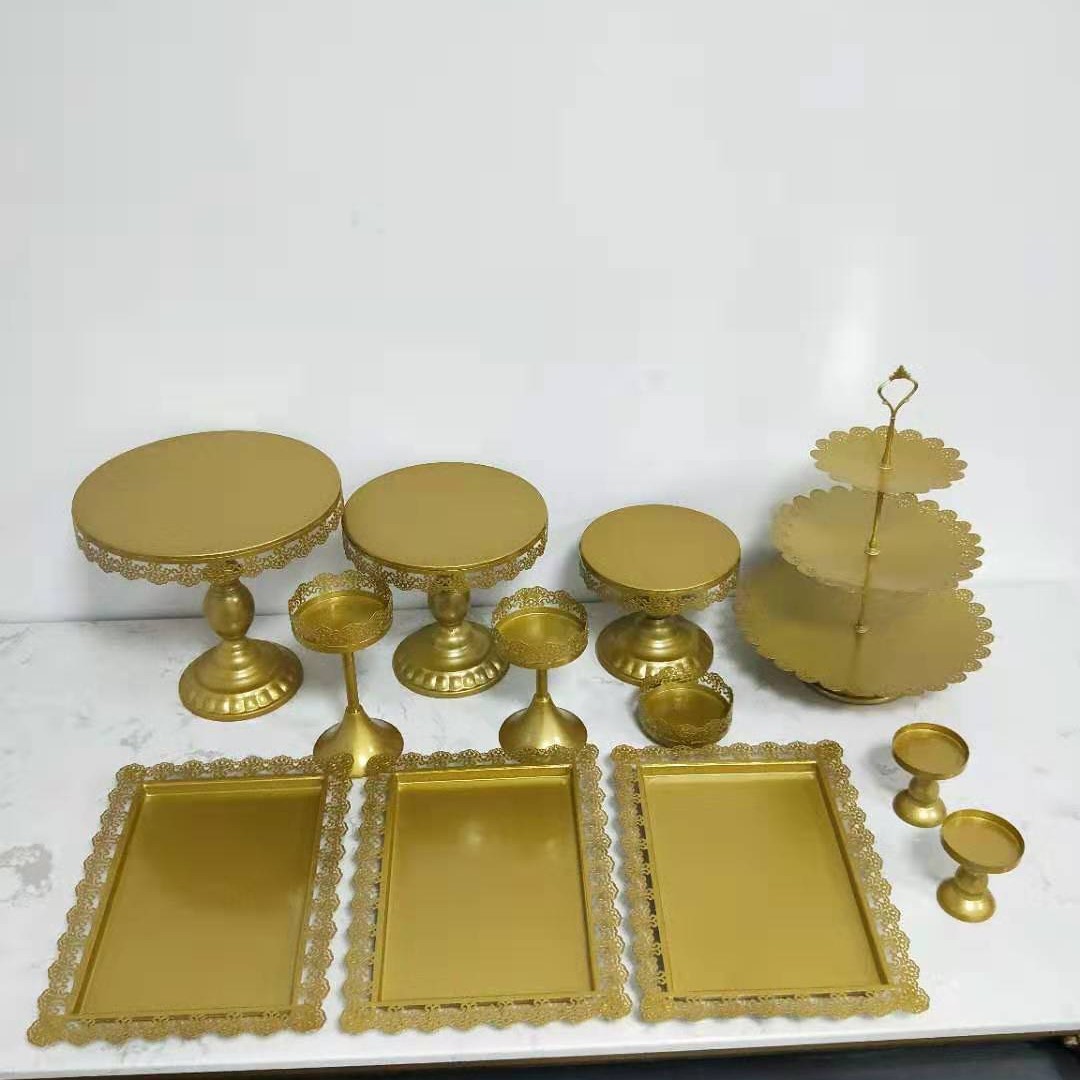 Estilo europeo de hierro pastel soporte traje banquete de boda postre pastelería decoración cumpleaños cena creativa multi-capa decoración placa