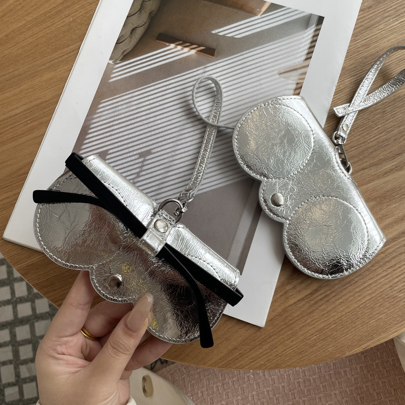High-End Sunglasses Cosmetics Bag, Leather-Made Simple Ultra-Thin Glasses Frame Protective Cover, Convenient Sunglasses Case, Glasses Clip