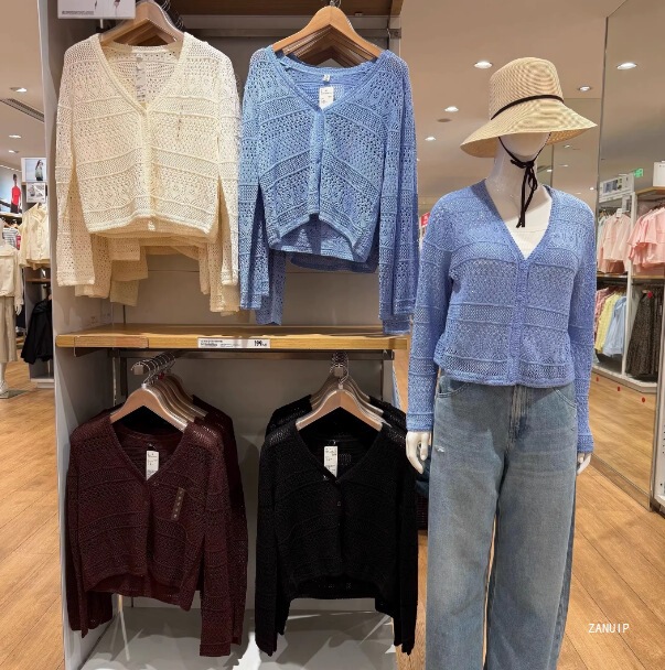V-Neck Hollow-Out Loose Versatile Knit Cardigan for Women, Slimming Sweater Jacket, New Spring/Summer 26, 485724
