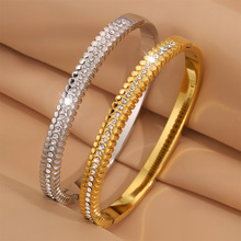 �羳�¿��荲���ɫ�����CŮ �r���X݆�OӋ�֭h��18K����