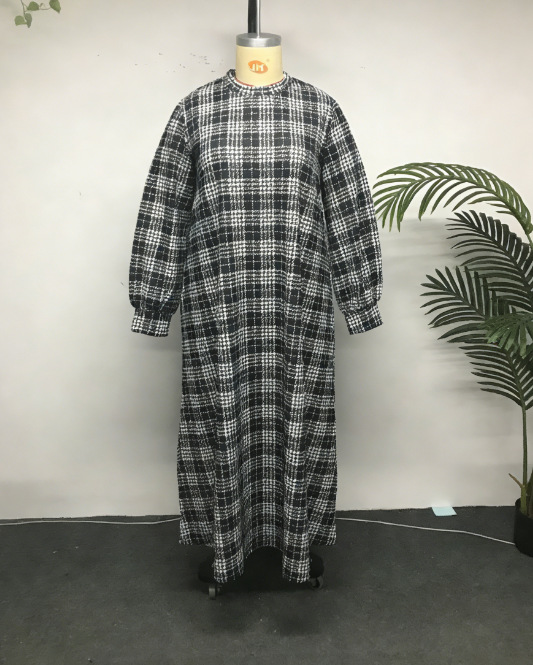 Cross-border Middle Eastern Muslim Women's Black And White Plaid Robe, Loose Plus-size Round-neck Long Dress Abaya_ecoleips.com