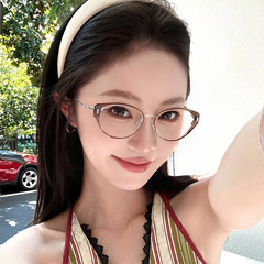 高级感超轻冷茶色猫眼镜框女可配度数近视素颜防蓝光护眼平光镜架