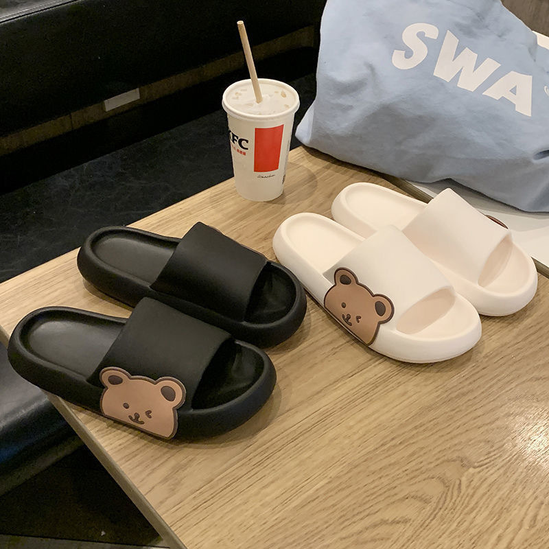 [SMS] zapatillas antideslizantes de baño doméstico de verano para damas, zapatillas frías transpirables de verano