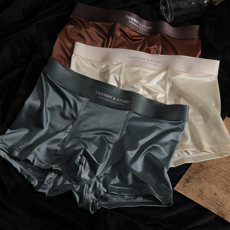 Men's Underwear Ice Silk Senior Boys Light Luxury Satin Mulberry Silk Breathable Summer Bacteriostatic Boxer Shorts