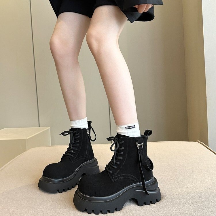欧货磨砂软皮大头松糕厚底马丁靴女2025新款小个子增高百搭短靴子|undefined