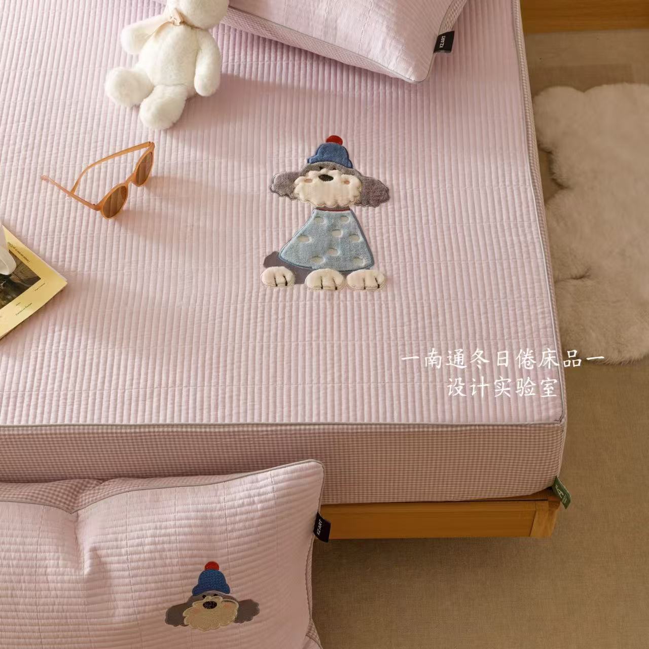 Fresh and Simple Cartoon Towel Embroidery All-Cotton Double-Layer Gauze Quilted Fitted Sheet Three-Piece Set Pure Cotton Mattress Protector 1.8m