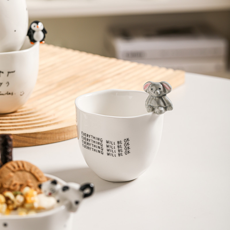 Tazas de cerámica creativas tazas de café tazas de mano tazas de dibujos animados lindos animales parejas tazas de té de leche caja de regalo