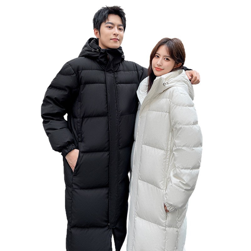 Chaqueta negra transfronteriza hombre y mujer super larga rodilla gruesa chaqueta de plumón de invierno de 2025 pareja traje