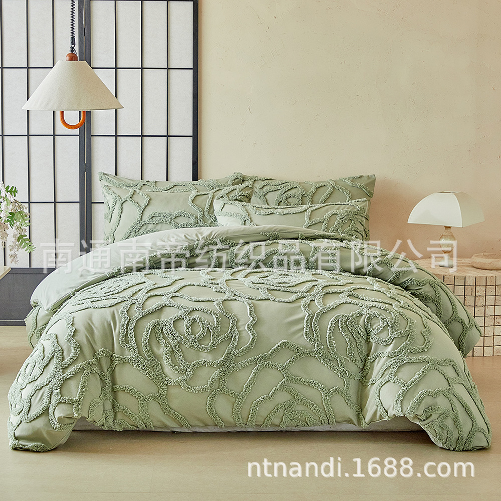 Cross-Border Foreign Trade Supply European-Style Solid Color Simple Cut Flower Tufted Three-Dimensional Flower Bedding Quilt Cover Pillowcase Set