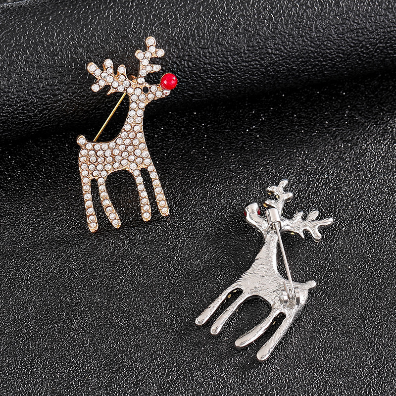 Europese en Amerikaanse grensoverschrijdende populaire kerstbroche met rendiermotief en ingelegde diamanten, schattige speld, op voorraad._voghion.com