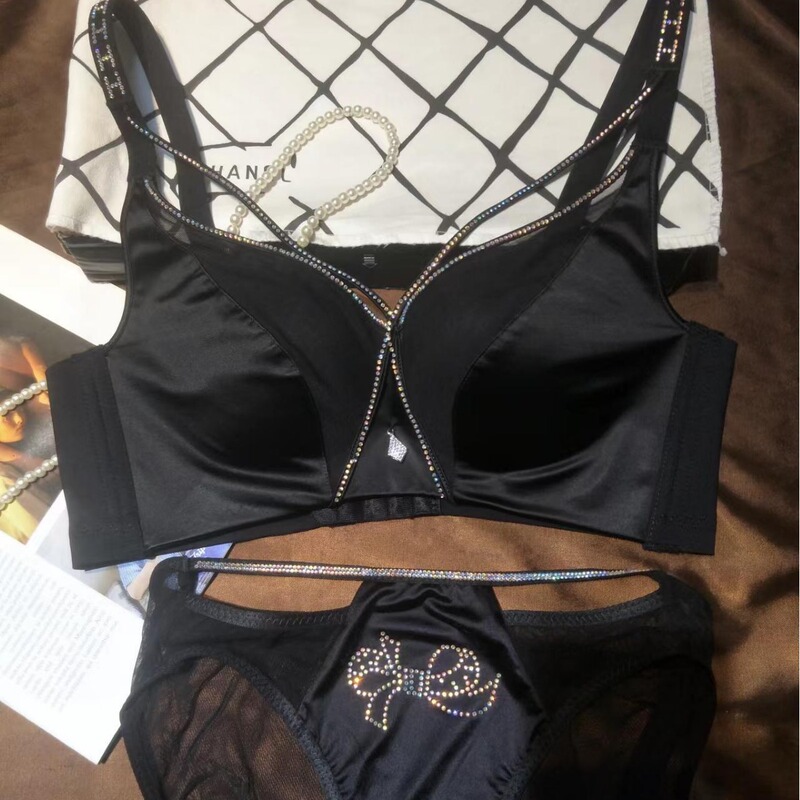 Gather Rimless Luxury Gap Bra with Diamond Multi-Strap Sexy Hot Drilling Underwear Medium-thick Cup Women's Underwear suit