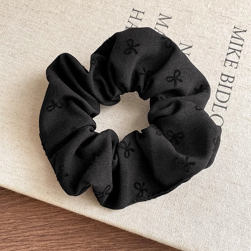 16 # lazo de pelo negro