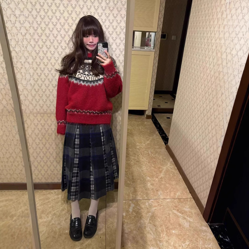 [Self-set Factory in stock Now] Christmas Atmosphere Feel Island Red Sweater Women Fall/Winter 2024 New