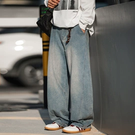 男式休闲裤;男式T恤;男式卫衣