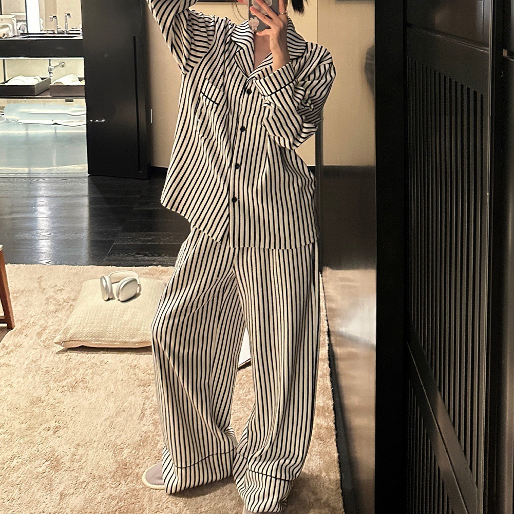 Pijamas de Manga Larga para Otoño e Invierno con Relleno en el Pecho para Mujer, Estilo Coreano 2025, Lindo Traje con Flores Pequeñas, Ropa de Dormir para Estudiantes