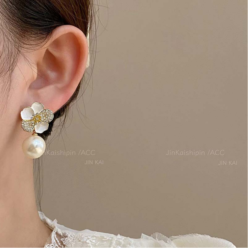 フランス式の超仙の花のフリンジのピアスの女性の軽い豪華な大衆の百合のイヤリングの復古の高級感のファッションの耳飾りの卸売り|undefined