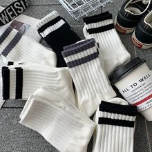 袜子男款秋冬新款男士中筒袜黑白四季长筒袜吸汗透气运动潮批发