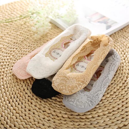 Summer lace boat socks for women silicone non-slip cotton bottom invisible socks women's socks thin Japanese style shallow mouth cotton socks wholesale