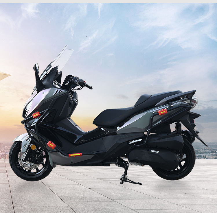 Suitable for Sanyang Cruiser 250 Protective Bars, Front and Rear Exhaust Pipe Bumpers, Pedal Racks, Anti-Collision Motorcycle Bumpers