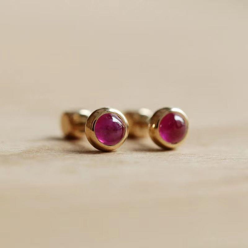 Hypoallergenic Titanium Sleep Stud Earrings For Comfortable Wear_voghion.com