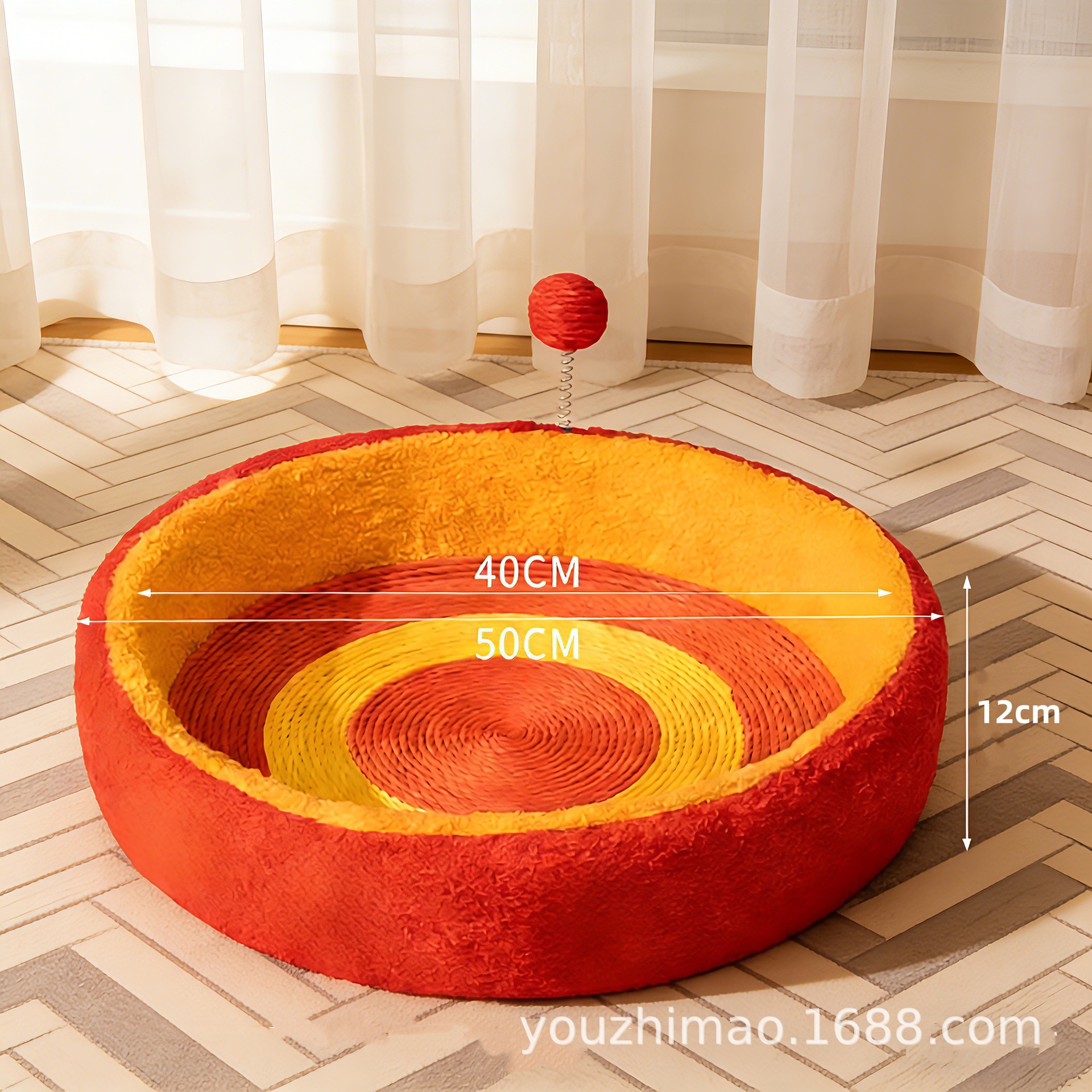 빨간색과 주황색의 둥근 깊은 대야 + 재미있는 고양이 스틱