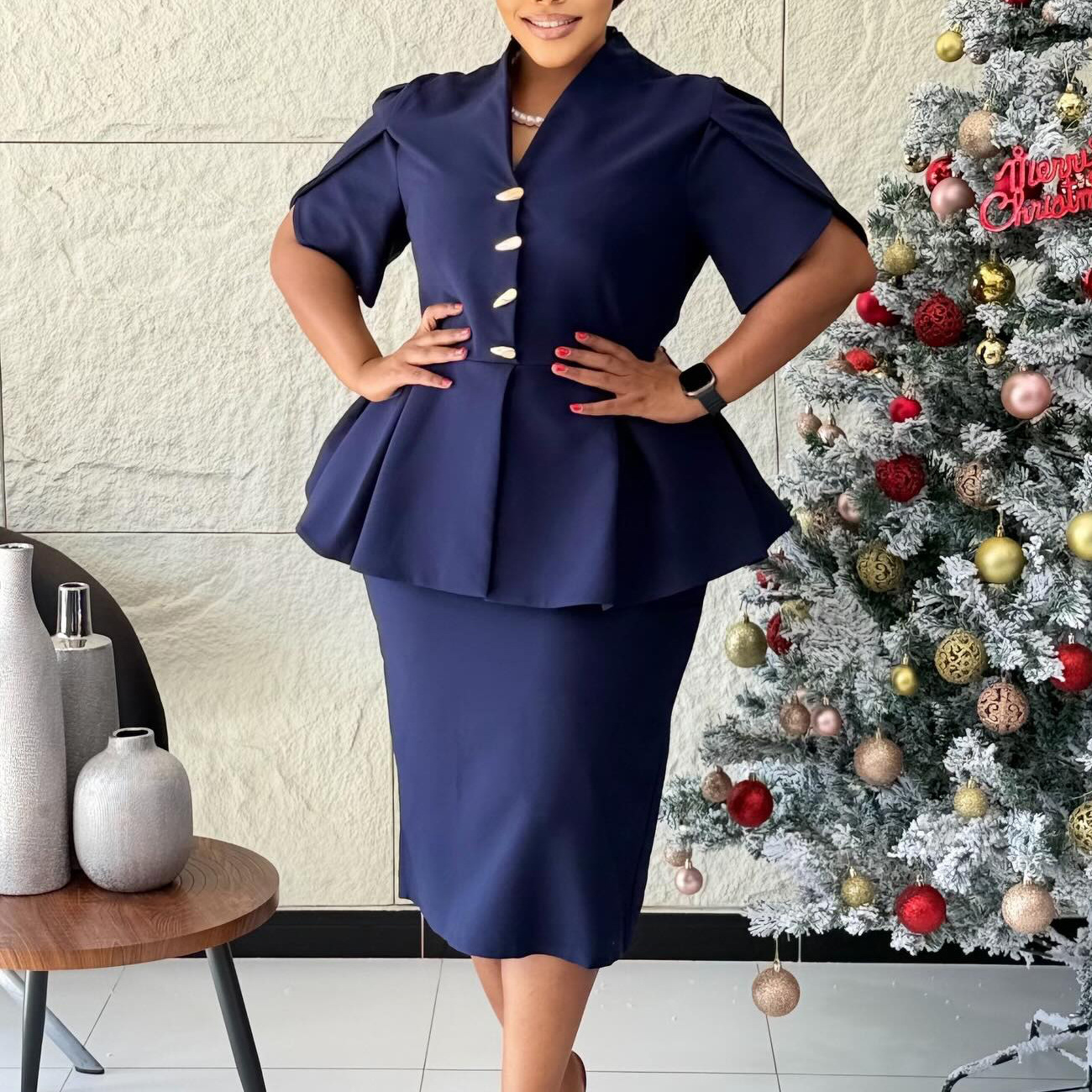 Elegant Plus Size African Dress Slim Fit Ruffled V Neck Short Sleeve Fashionable for Parties and Events Wholesale