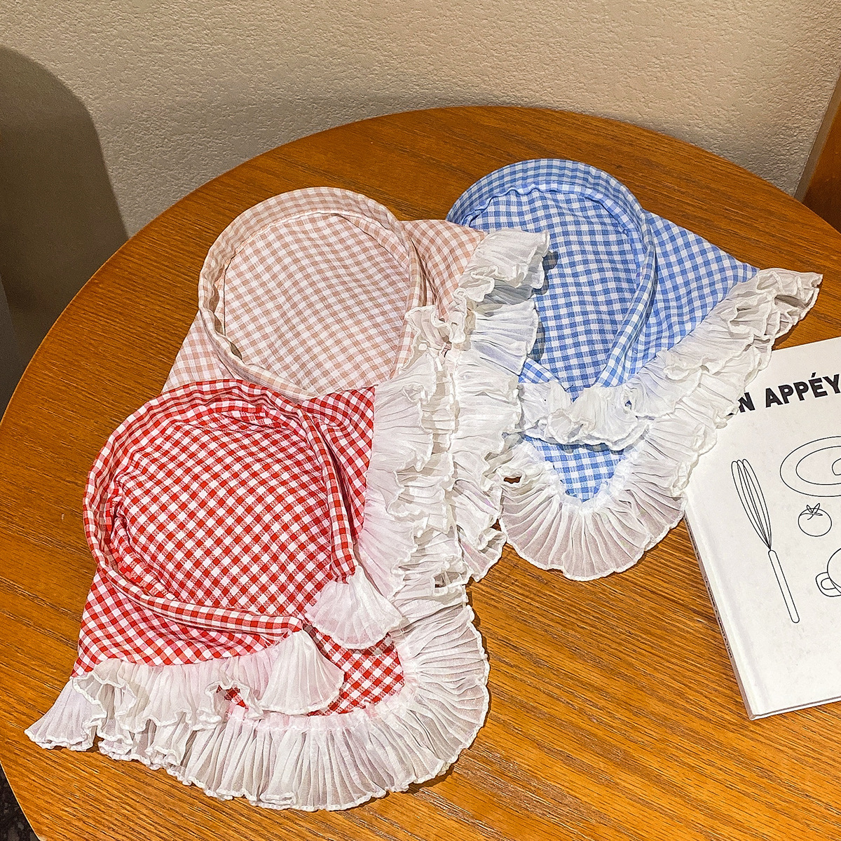 Estilo pastoral francés toallas de encaje triangular bolsa de cabello aro de mar sensación de atmósfera foto correa de cabello joyas para el cabello mujeres