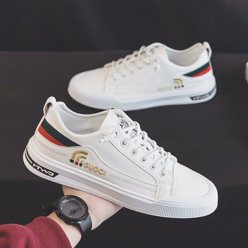 Новая Мужская обувь для досок, осенняя повседневная обувь с низким верхом и мягкой подошвой, модные Универсальные кроссовки, модные кроссовки в Корейском стиле