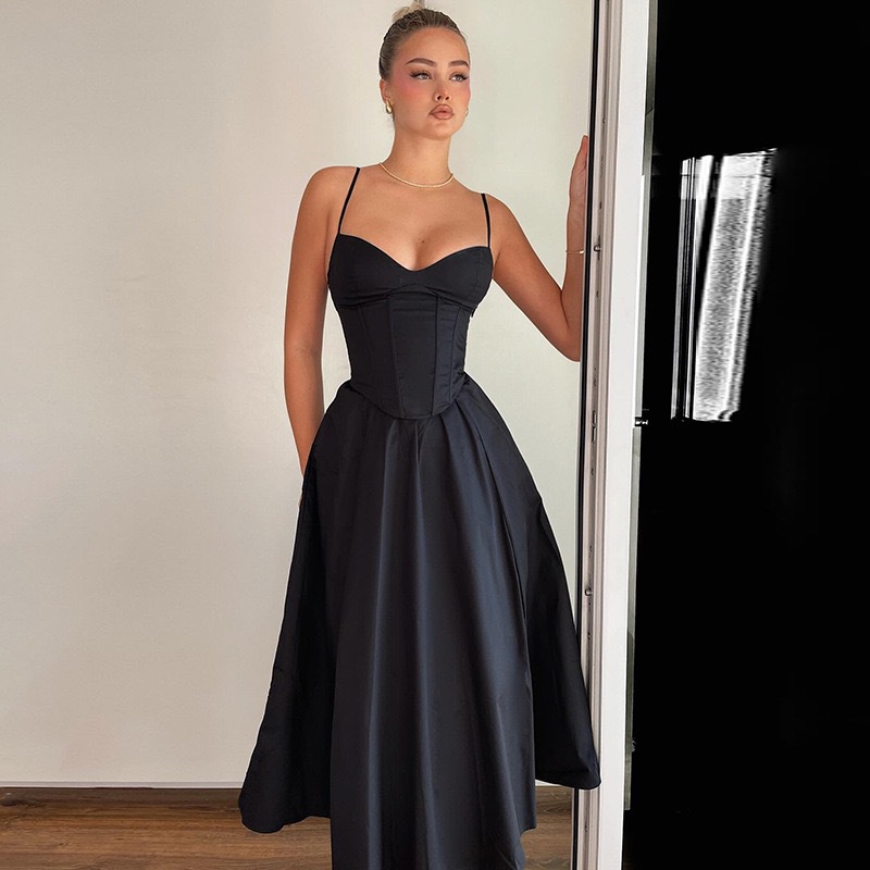 Transfronterizo de mujer francesa 2024 verano nuevo sexy V-collar vestido negro de espalda descubierta vestido sexy mujer image 1