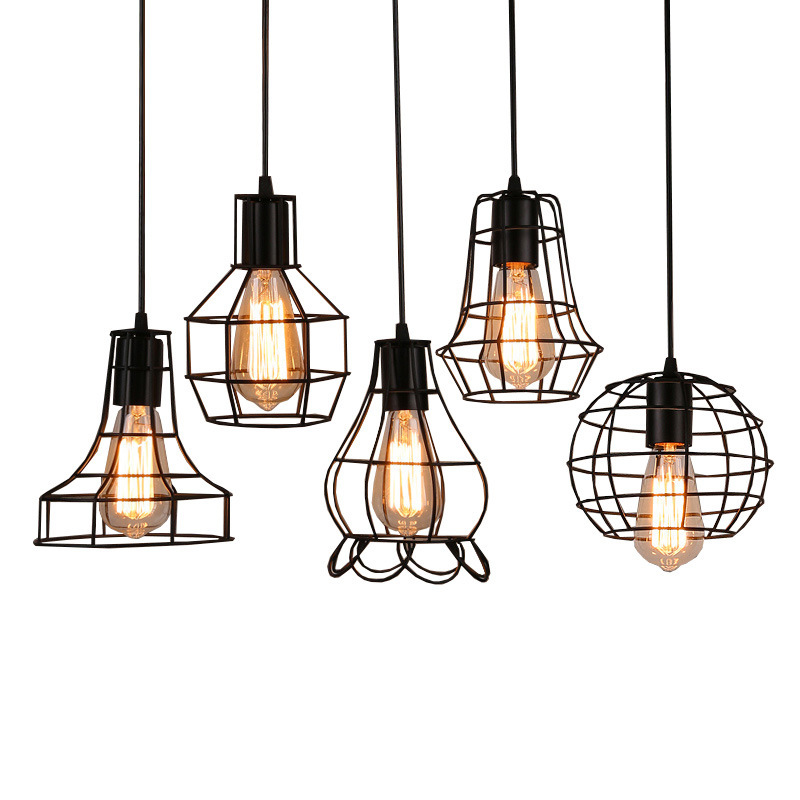 Candelabro de jaula de hierro pequeño de un solo cabezal al por mayor de fábrica, tienda de ropa de olla caliente retro americana, barra de bar, lámpara de comedor, estilo industrial
