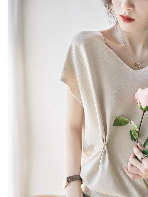 フランス式の大衆デザイン感温柔風vネック半袖tシャツ女性の新型はやせて年齢を減らします。|undefined