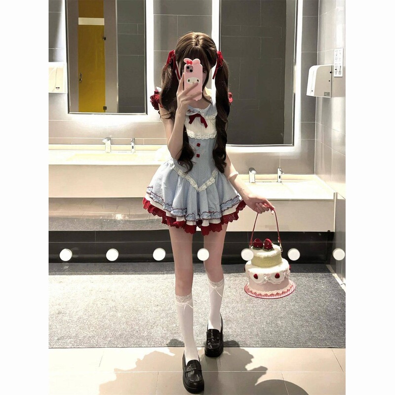 Summer niche cute and sweet style dress for women, waist-cinching, slimming, with lace trim, small flutter sleeves, bow, short dress