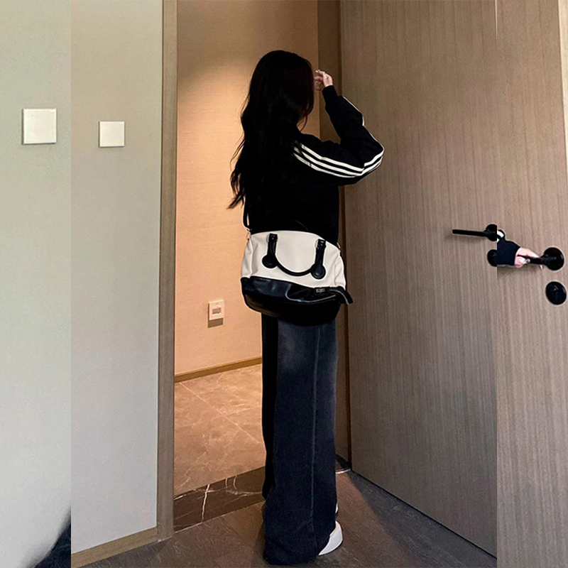 大码卫衣女秋冬韩版chic三条杠薄款胖mm宽松显瘦加绒正肩外套上衣|undefined