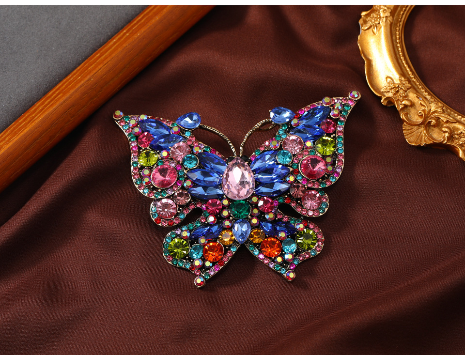 Alloy Material Butterfly Pattern Retro Pin Butterfly Alloy Rhinestone Women's Brooches