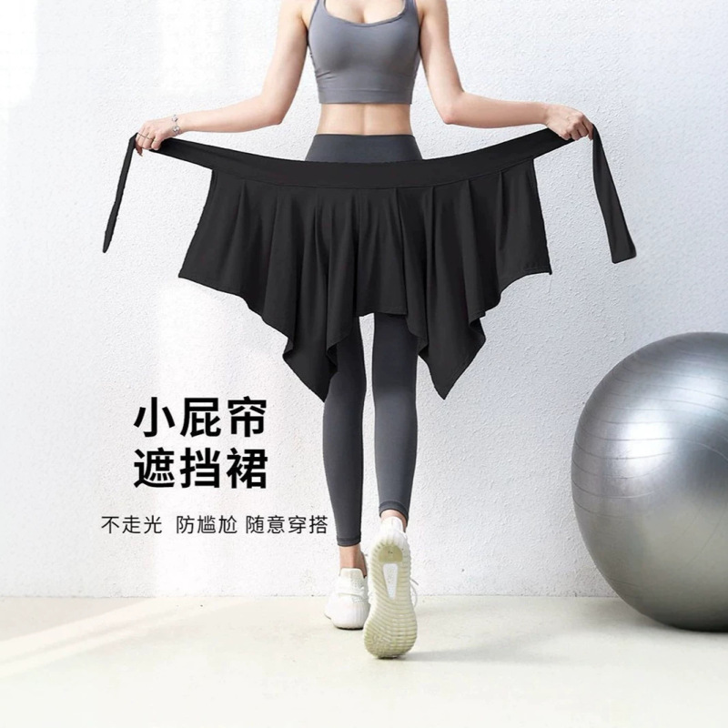 Women's One-Piece Running Anti-Embarrassment Short Skirt with Butt-Covering Panel, Yoga Pants Overlay for Sports and Fitness Running Outfits Women's One-Piece Running Anti-Embarrassment Short Skirt with Butt-Covering Panel, Yoga Pants Overlay for Sports and Fitness Running Outfits