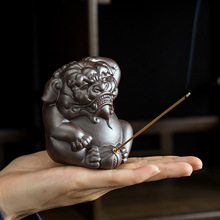 紫砂狮来运转茶宠摆件可养手工陶瓷狮子手办茶玩茶桌香座香器