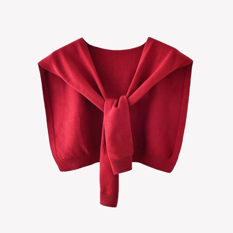 Pequeña capa de punto para mujeres de verano con primavera y otoño nuevo cardigan protector solar hombro delgado capa roja elegante
